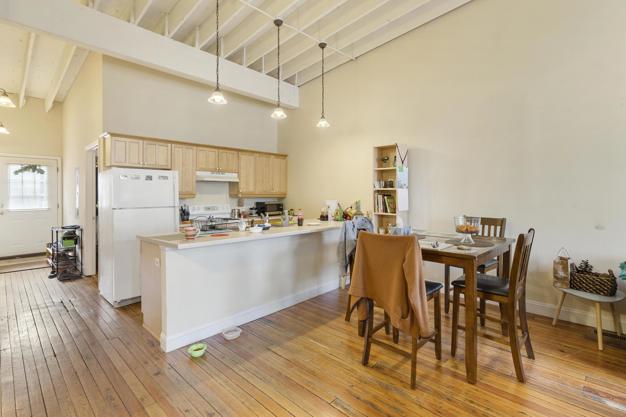 1145 East Main Street